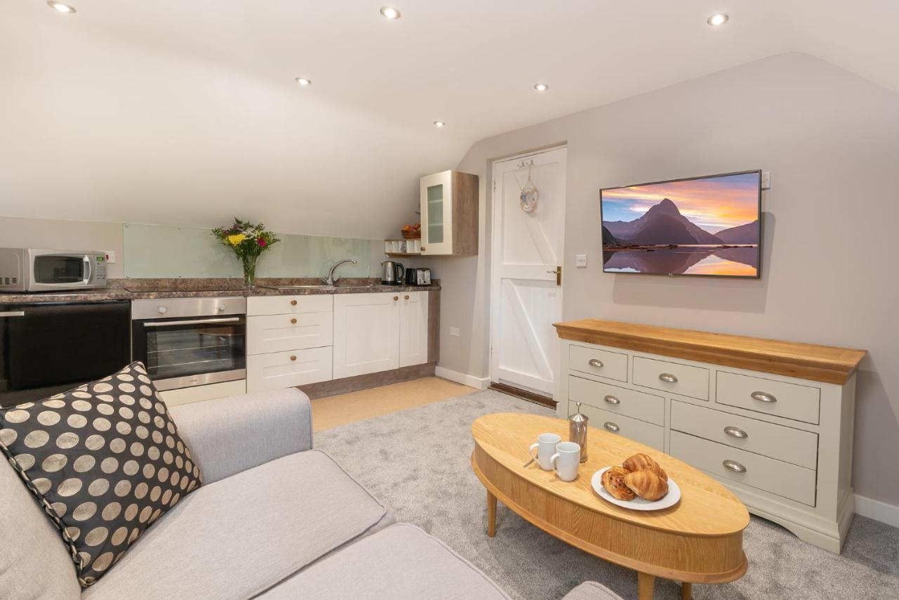 Hamble Retreat Studios And Lodge Warsash Екстериор снимка